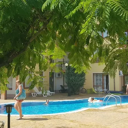 Victorio Lux