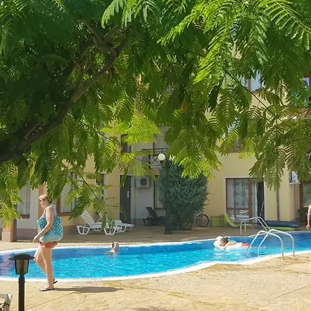 Victorio Lux